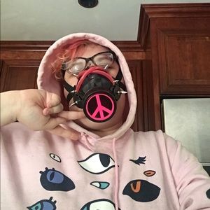 Meet your Posher, Eli